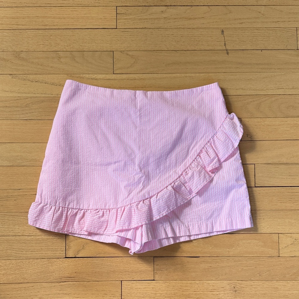Lilly Pulitzer Light Pink Ruffle SeerSucker Skort size 8